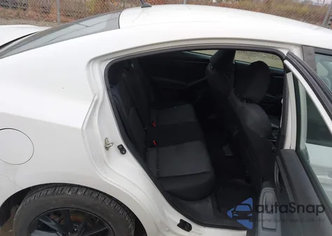 2017 Subaru Impreza 2.0I z USA, uszkodzony, nr VIN 4S3GKAA66H3607404